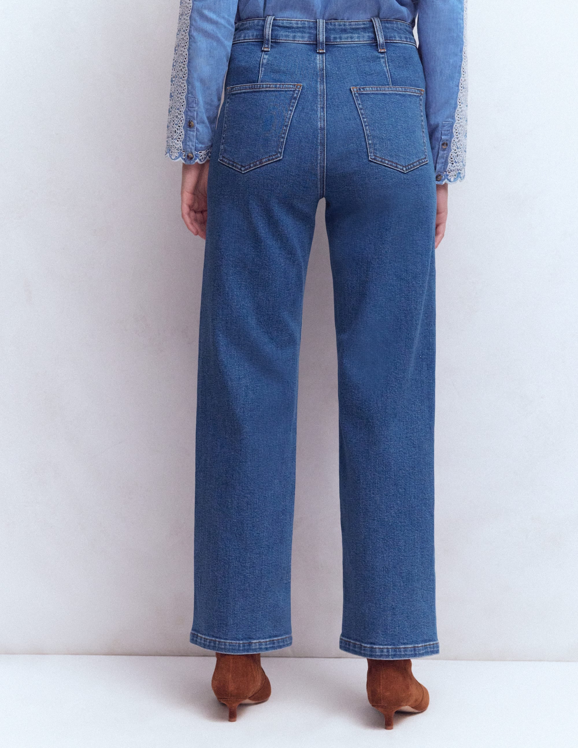 Pintuck Column Leg Jeans-Mid Vintage