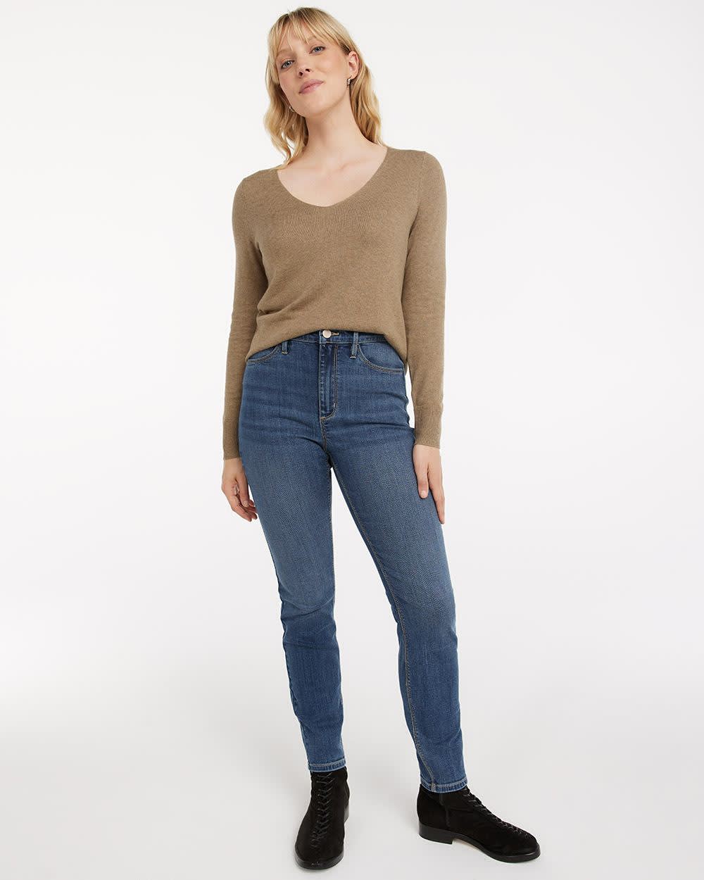 High-Rise Medium Wash Jean with Skinny Leg - The Signature (R) - Tall