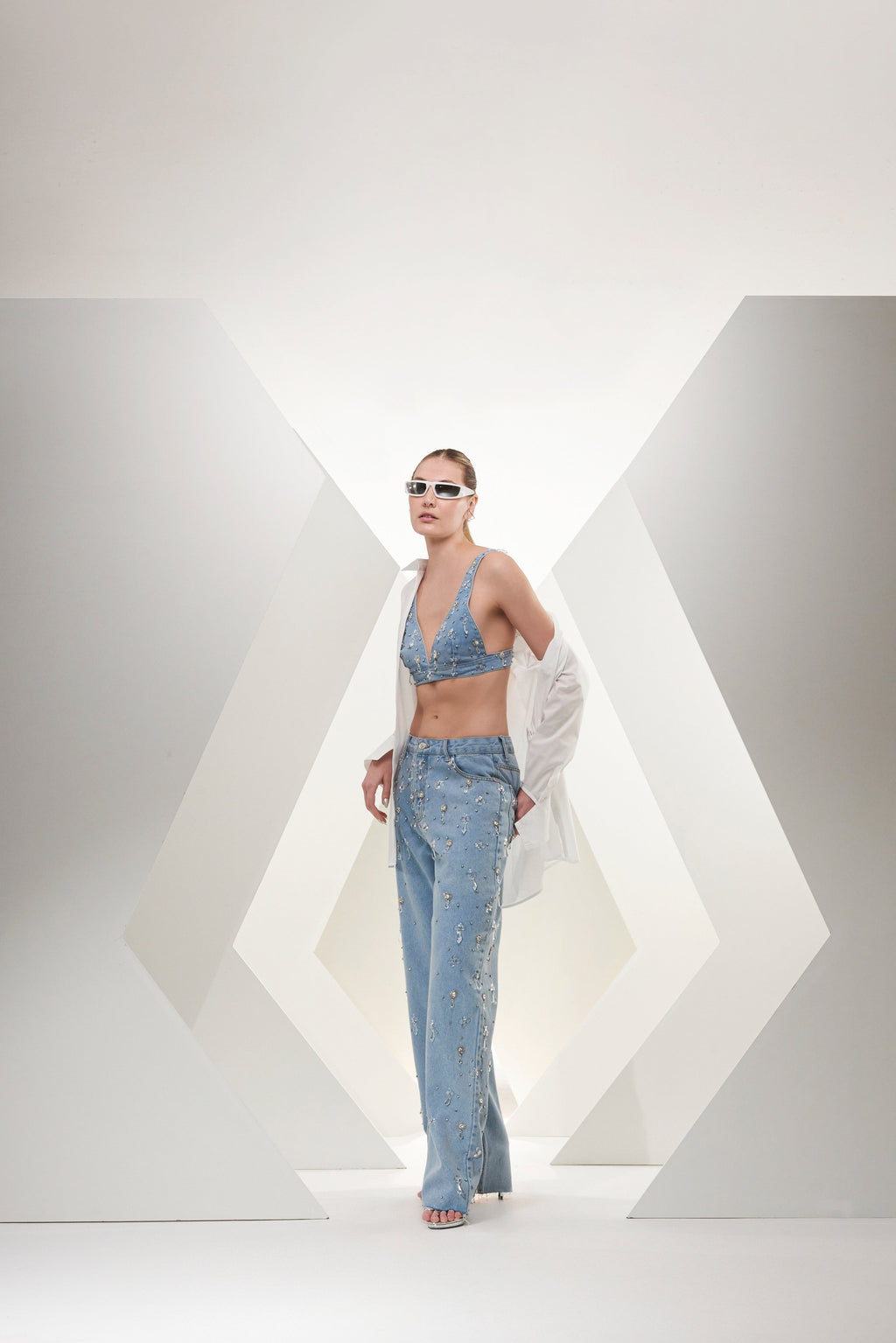 Embroidered Jeans with Chaos Brooches