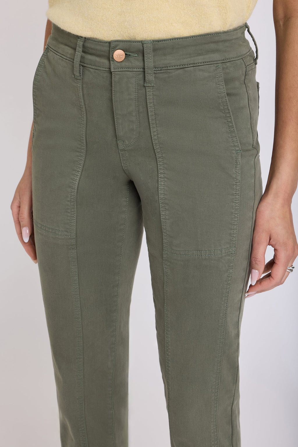 Margot Girlfriend Jeans - Desert Green