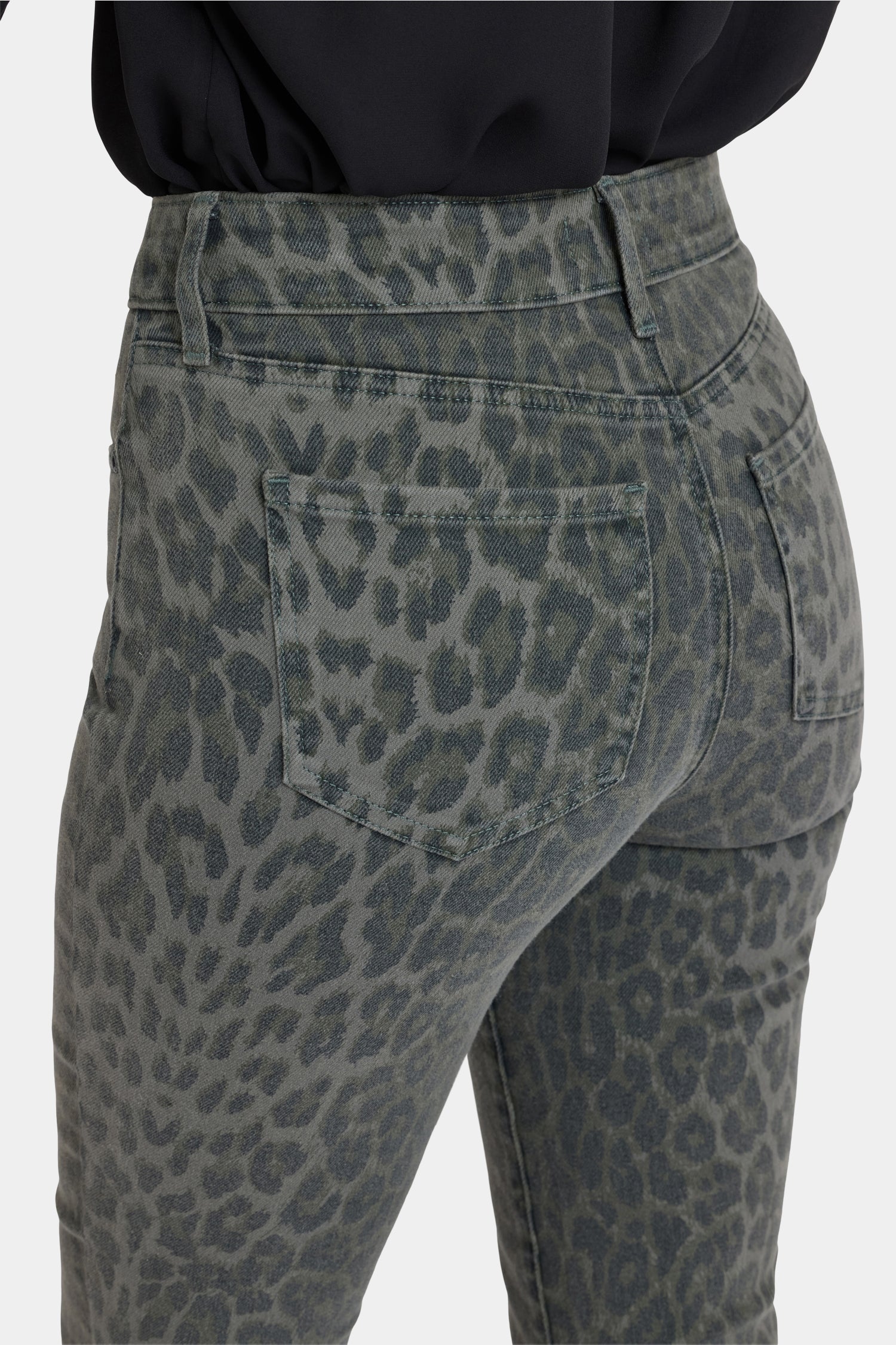 Marilyn Straight Jeans - Vine Leaf Leopard