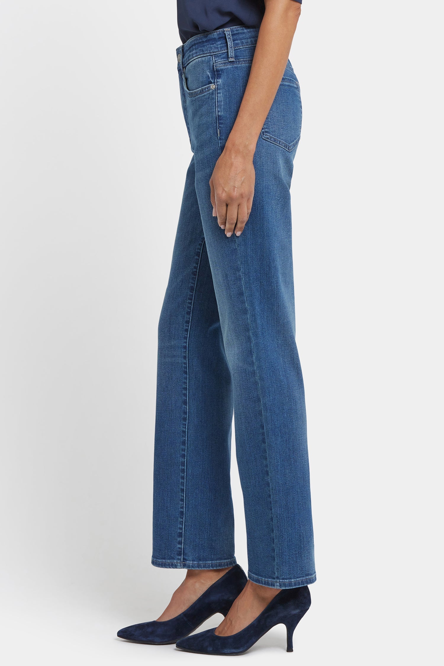 Marilyn Straight Jeans In Tall - Lake Notre-Dame