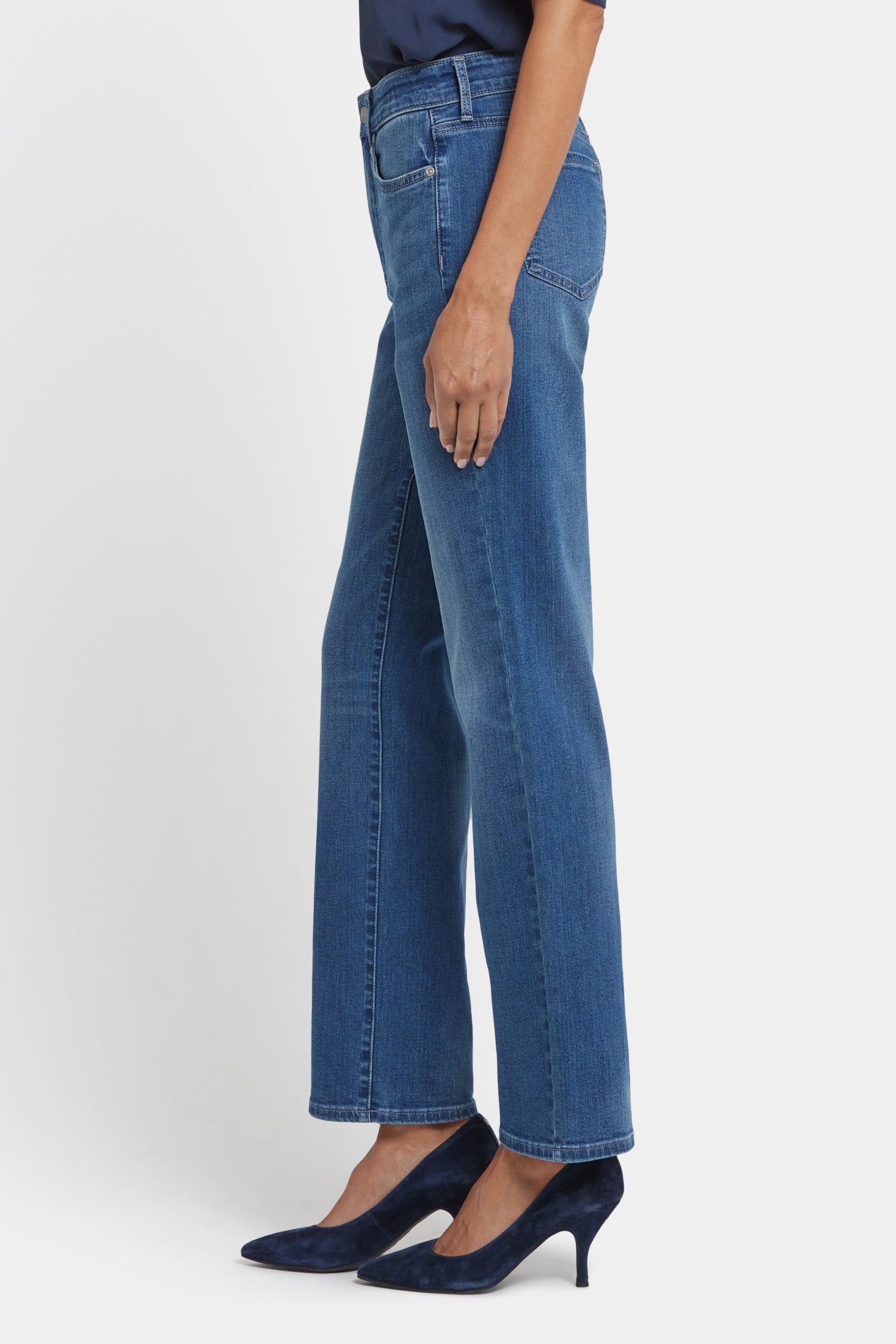 Marilyn Straight Jeans - Lake Notre-Dame
