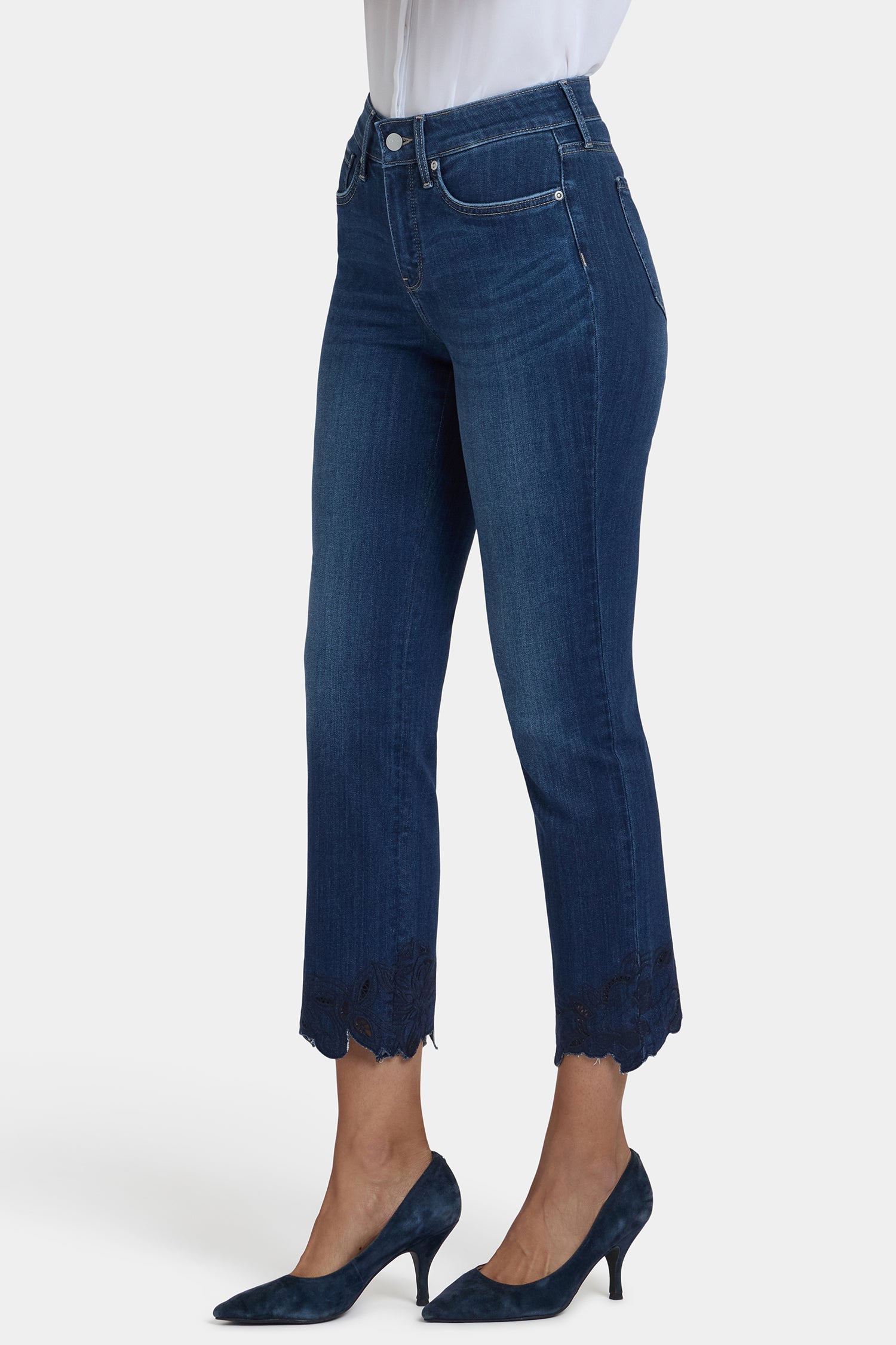 Marilyn Straight Ankle Jeans In Petite - Wonderland