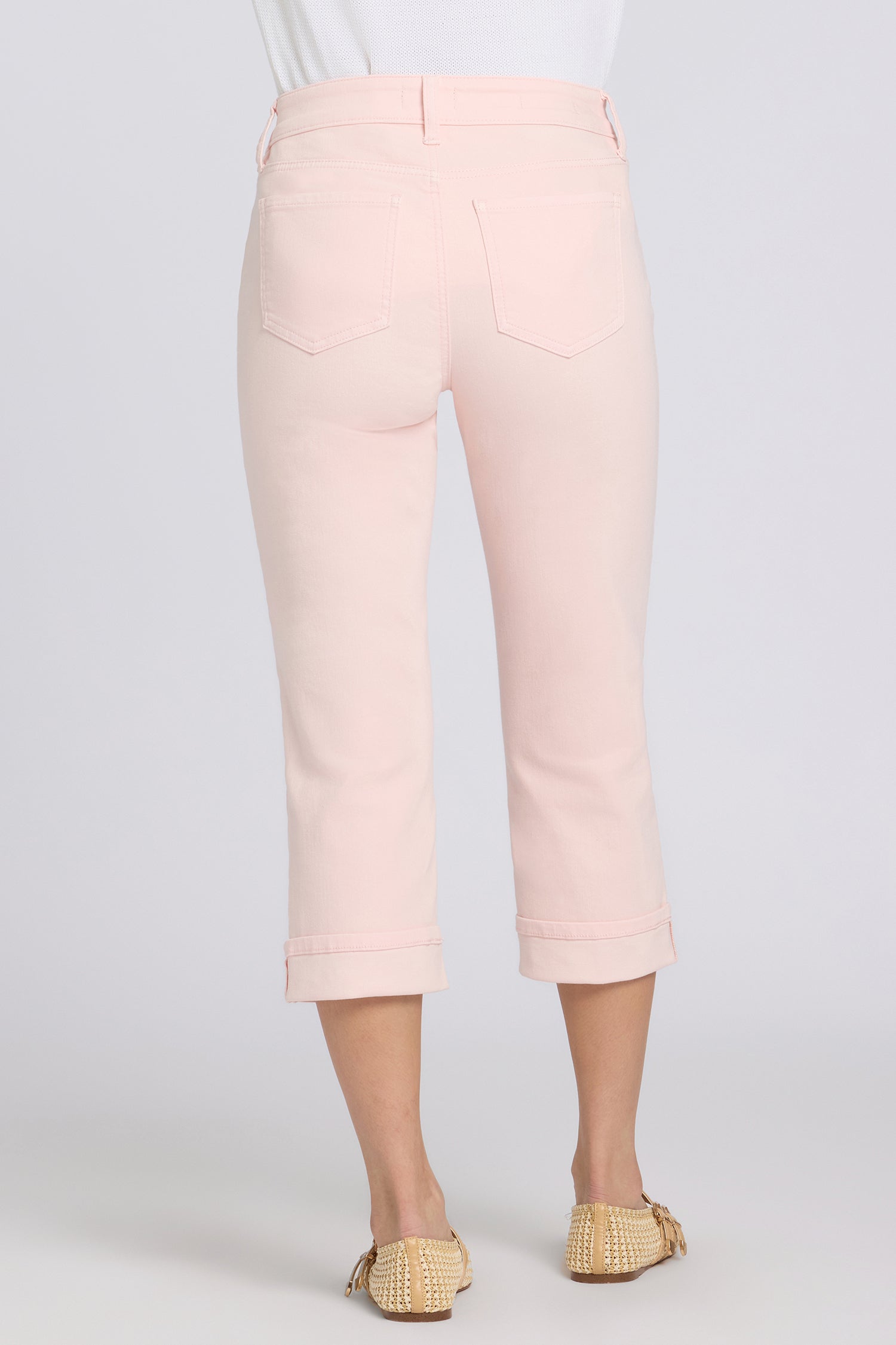 Marilyn Straight Crop Jeans In Petite - Pink Dogwood