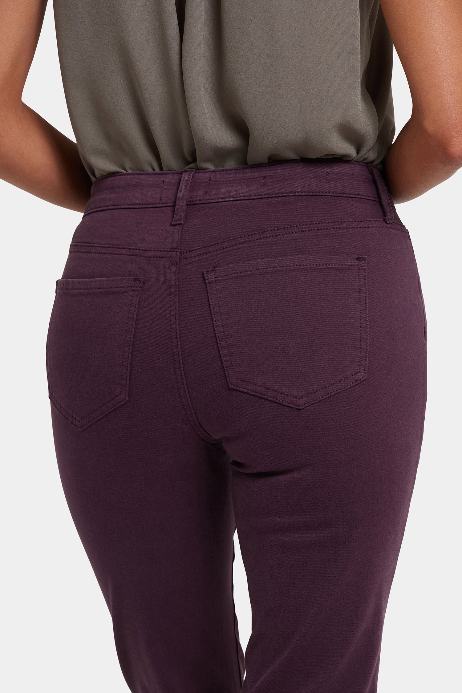 Sheri Slim Jeans In Petite - Fig