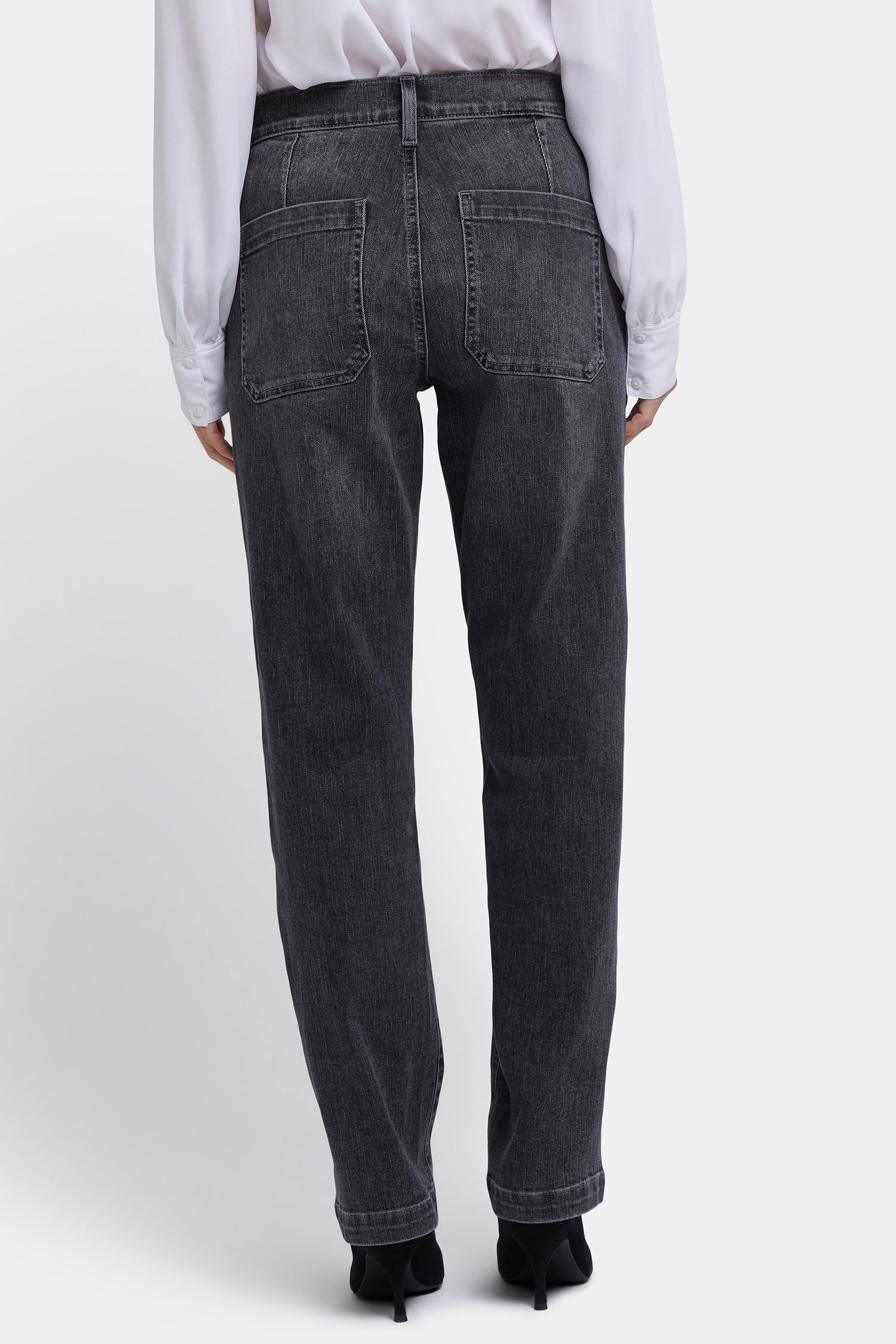 Brooke Loose Straight Jeans In Petite - Vintage Noir