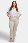 Marilyn Straight Ankle Jeans In Plus Size - Feather