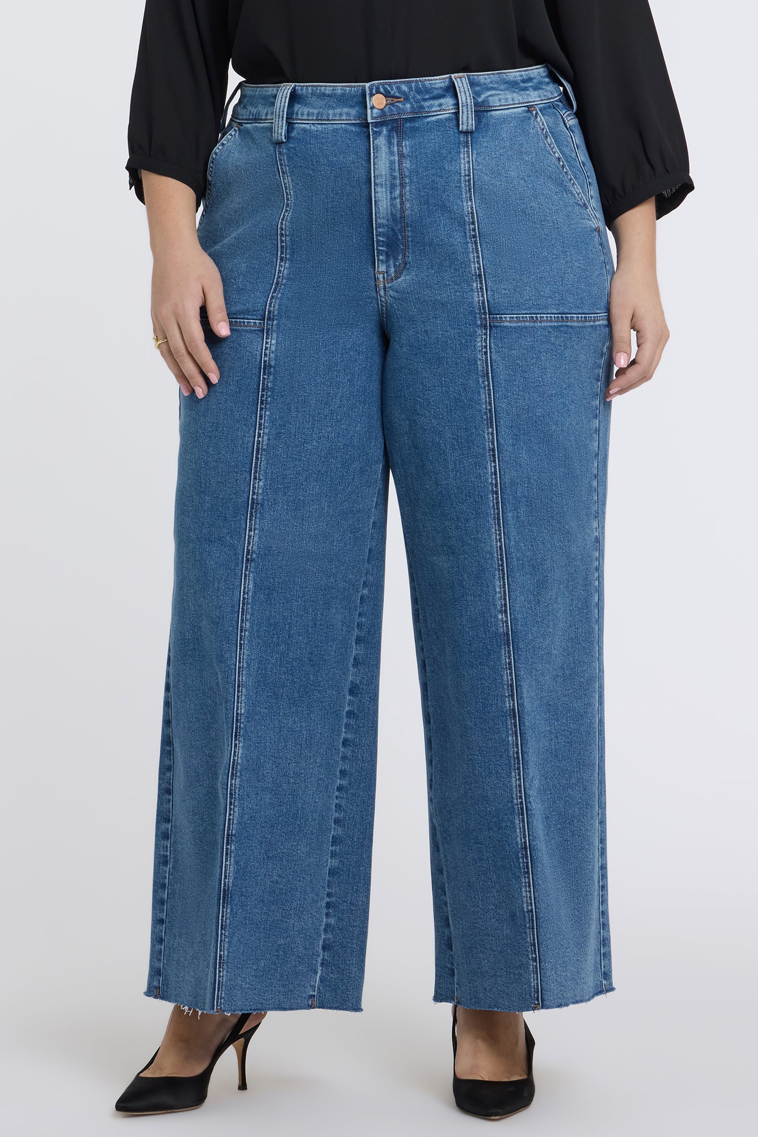 Simone Wide Leg Jeans In Plus Size - Salton