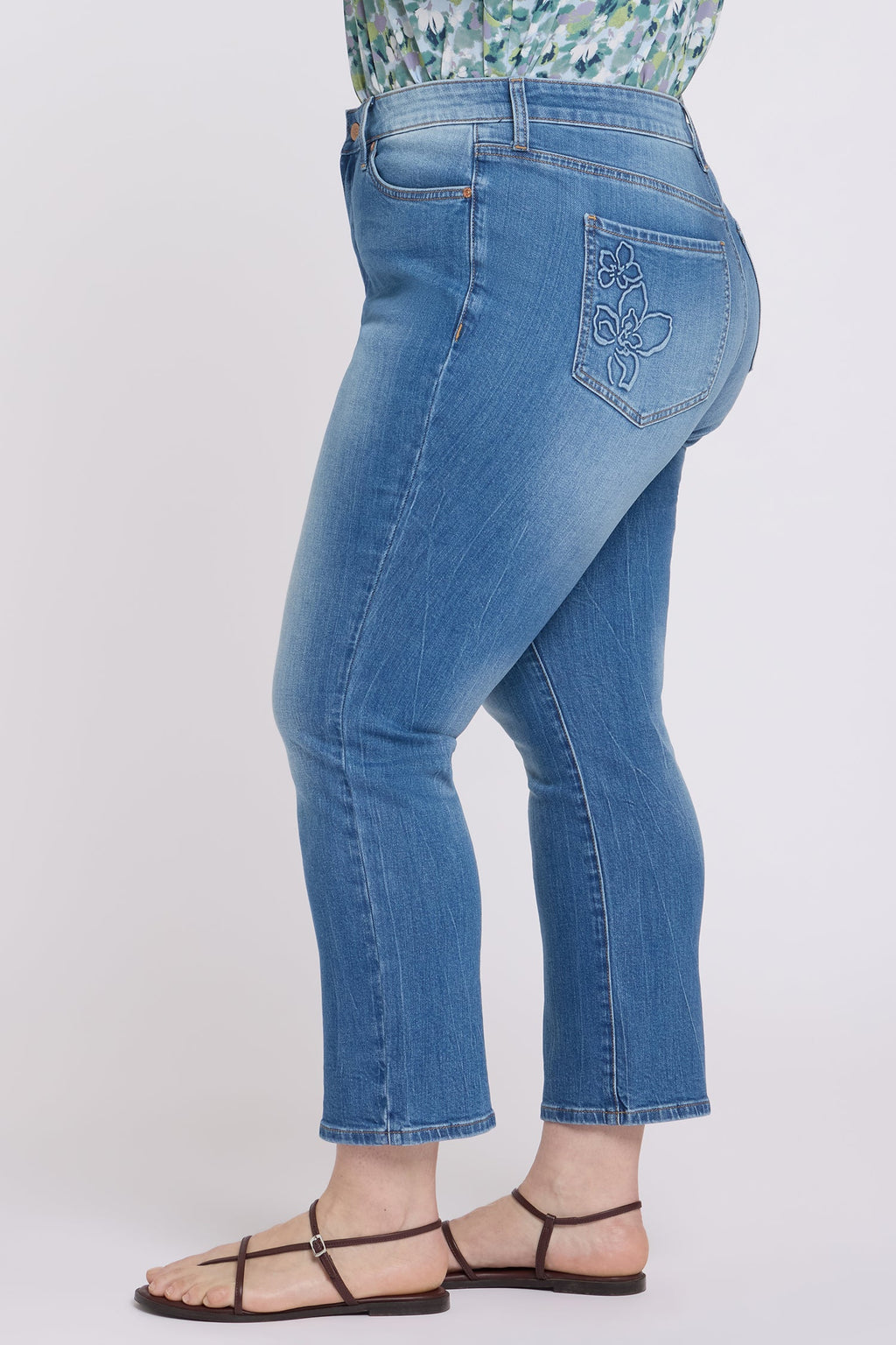 Marilyn Straight Ankle Jeans In Plus Size - Pacifica