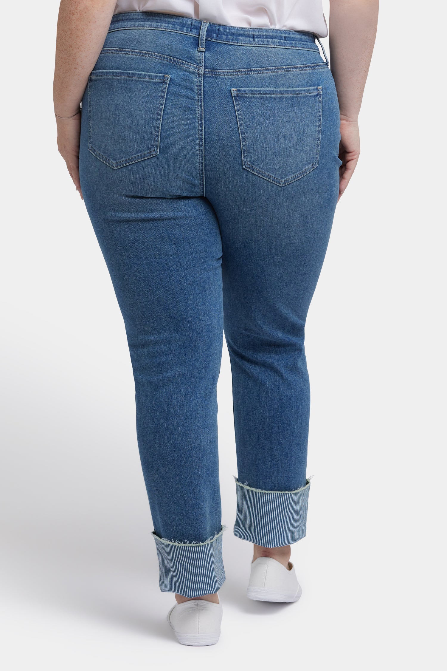 Sheri Slim Ankle Jeans In Plus Size - Costa Brava