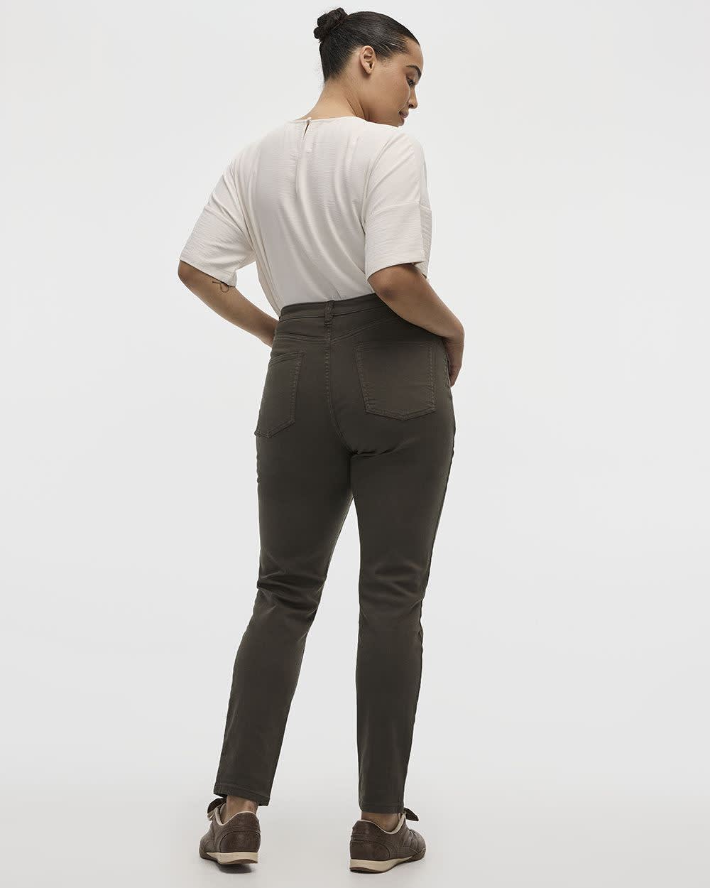 Skinny-Leg High-Rise Jean - The Signature (R) - Curvy Fit