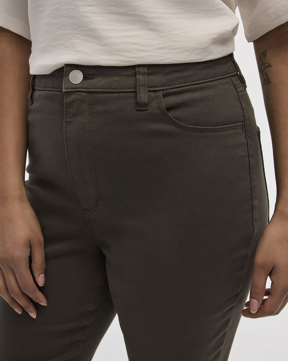 Skinny-Leg High-Rise Jean - The Signature (R) - Curvy Fit