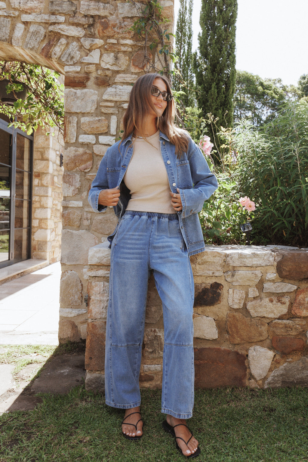 Sophie Cropped Barrel Jean - Medium Wash
